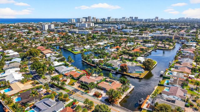 2760 NE 55th Street, Fort Lauderdale, FL 33308