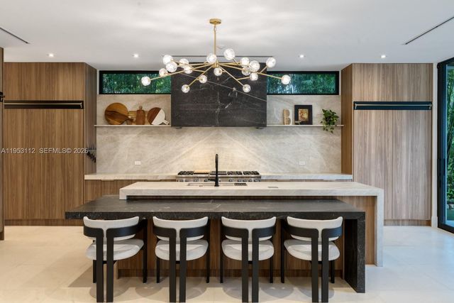 6031 SW 88th St, South Miami, FL 33156