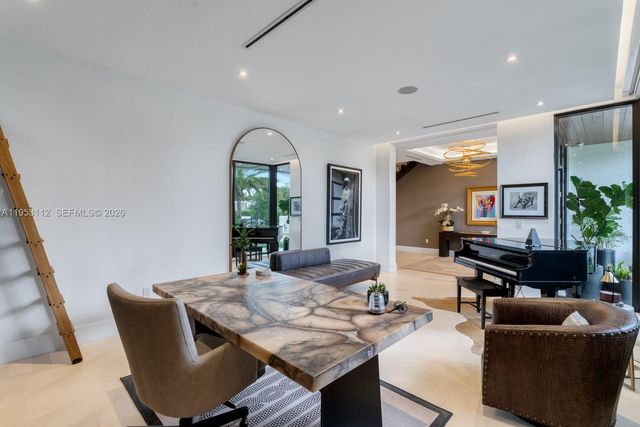 6031 SW 88th St, South Miami, FL 33156