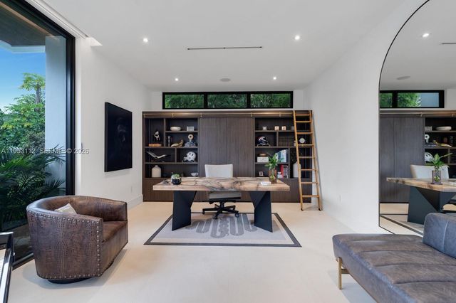 6031 SW 88th St, South Miami, FL 33156