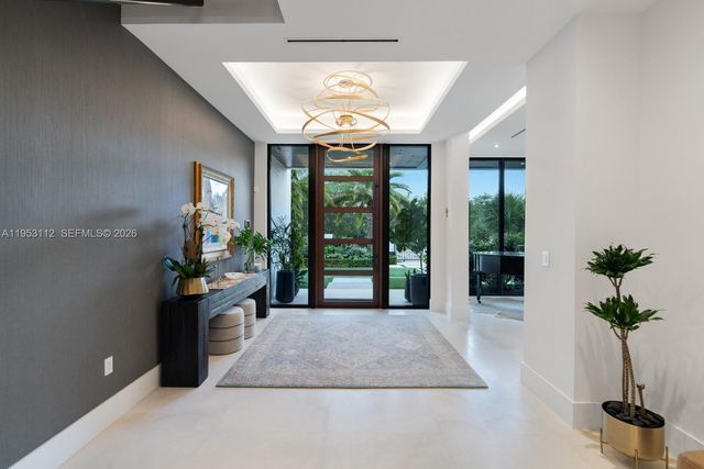 6031 SW 88th St, South Miami, FL 33156