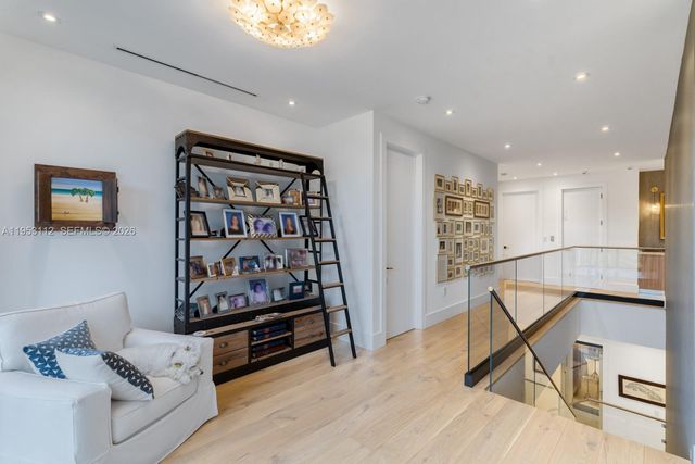 6031 SW 88th St, South Miami, FL 33156