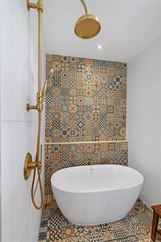 6031 SW 88th St, South Miami, FL 33156