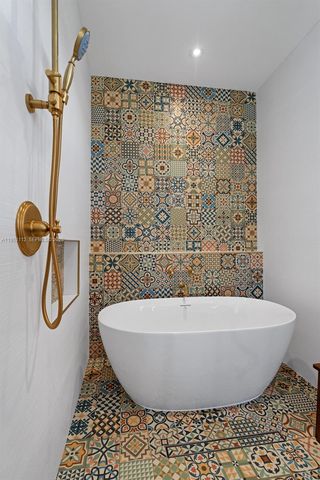 6031 SW 88th St, South Miami, FL 33156