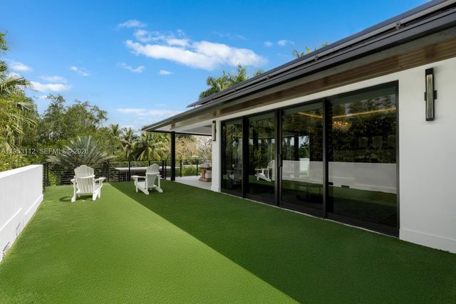 6031 SW 88th St, South Miami, FL 33156