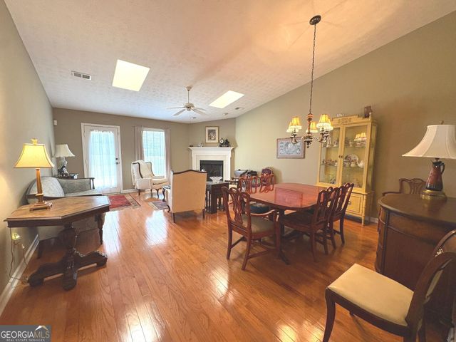 280 Wilbanks Drive, Fayetteville, GA 30215