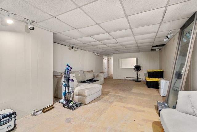 46 Ramshorn Rd, Dudley, MA 01571