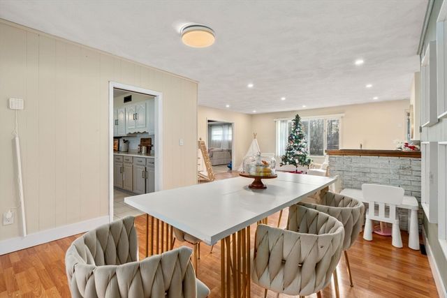 46 Ramshorn Rd, Dudley, MA 01571