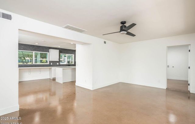 4729 N 24TH Street, Phoenix, AZ 85016