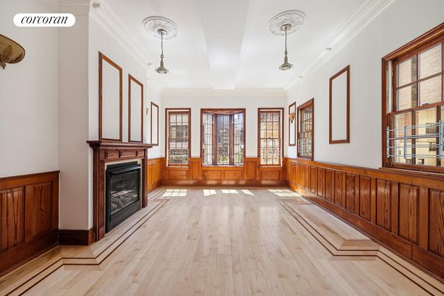 245 E 52ND Street TWHOUSE, New York City, NY 10022