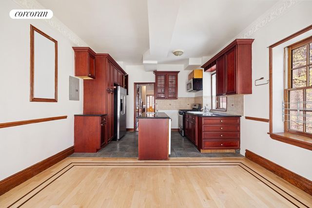 245 E 52ND Street TWHOUSE, New York City, NY 10022