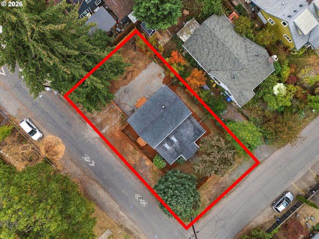 5390 Ne SKIDMORE St, Portland, OR 97218