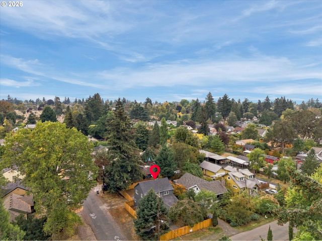5390 Ne SKIDMORE St, Portland, OR 97218