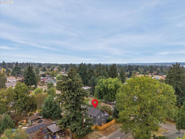 5390 Ne SKIDMORE St, Portland, OR 97218
