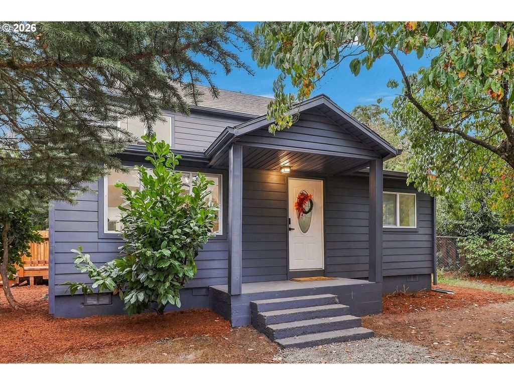 5390 Ne SKIDMORE St, Portland, OR 97218