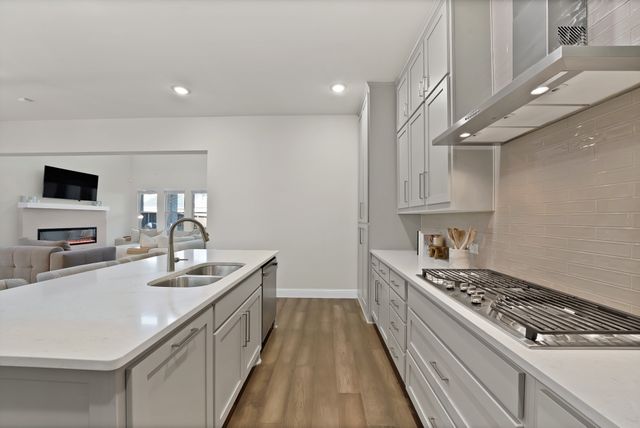 1837 Averi Lane, Farmers Branch, TX 75234