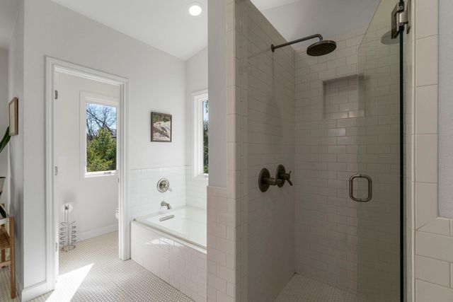 6003 WOODVIEW Ave, Austin, TX 78757