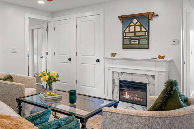 1091 Pucker Street, Stowe, VT 05672