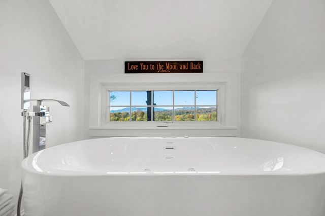 1091 Pucker Street, Stowe, VT 05672