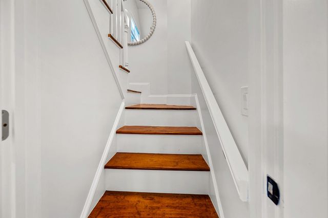 1091 Pucker Street, Stowe, VT 05672