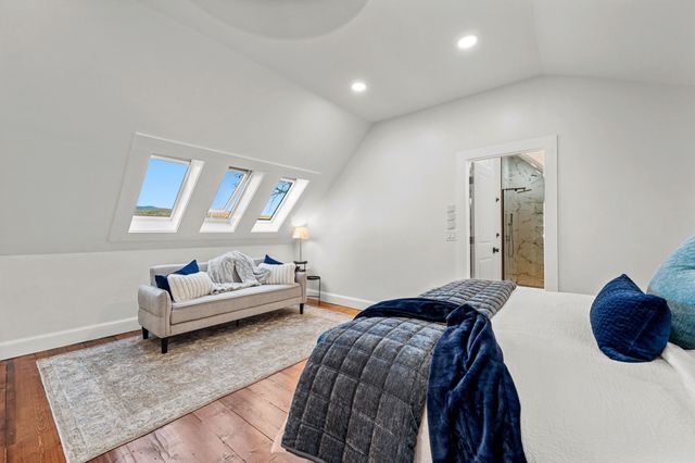 1091 Pucker Street, Stowe, VT 05672