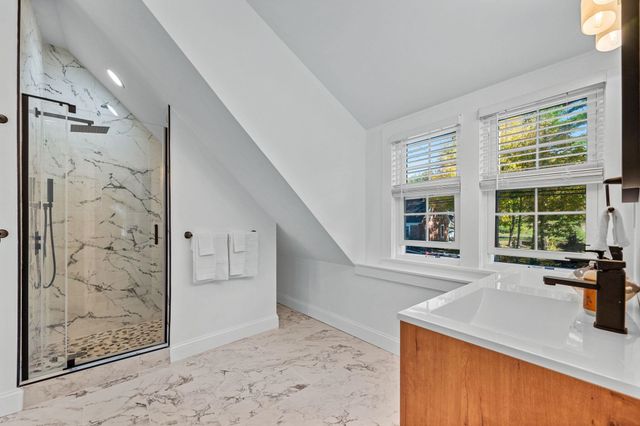 1091 Pucker Street, Stowe, VT 05672