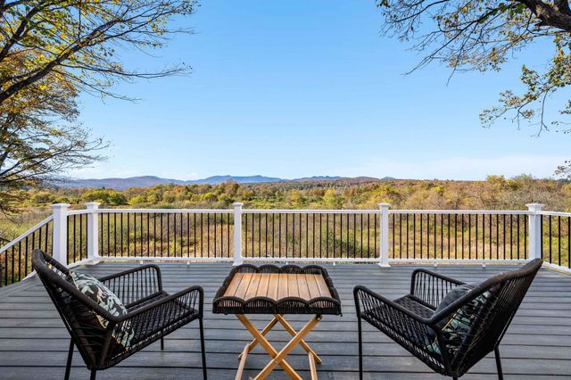 1091 Pucker Street, Stowe, VT 05672