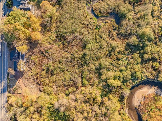 1091 Pucker Street, Stowe, VT 05672