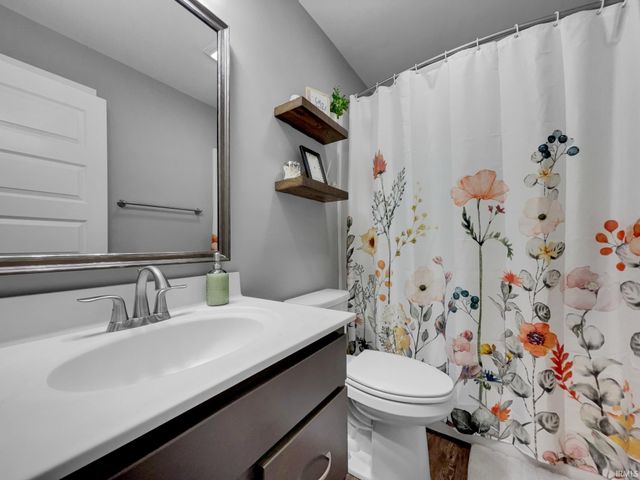 4045 Kenly Drive, Evansville, IN 47725