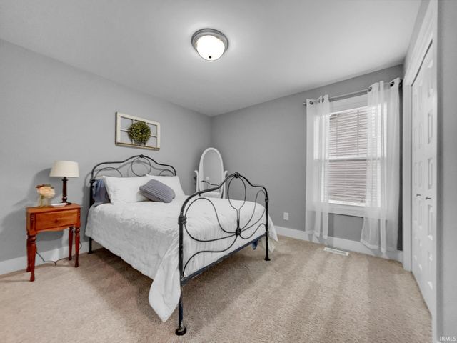 4045 Kenly Drive, Evansville, IN 47725