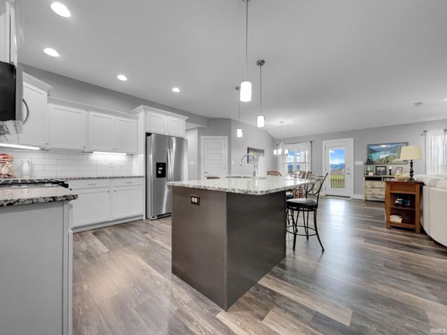 4045 Kenly Drive, Evansville, IN 47725