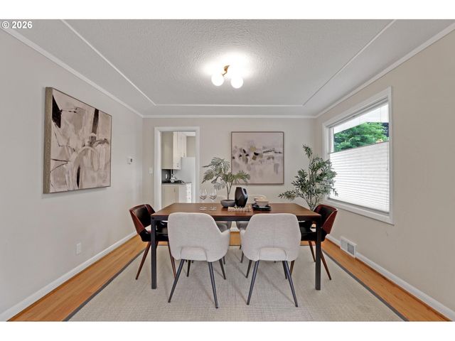 329 Se 50TH Ave, Portland, OR 97215