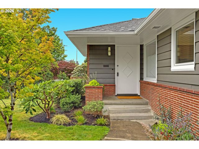 329 Se 50TH Ave, Portland, OR 97215