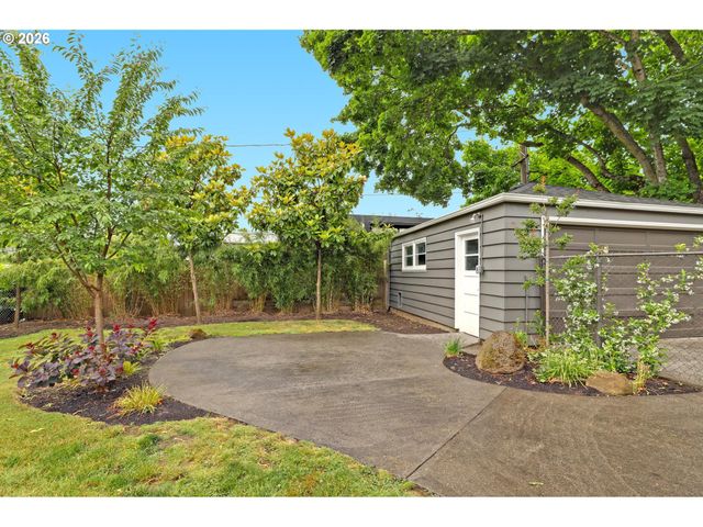 329 Se 50TH Ave, Portland, OR 97215