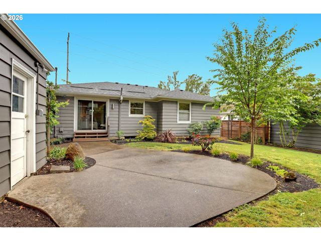 329 Se 50TH Ave, Portland, OR 97215