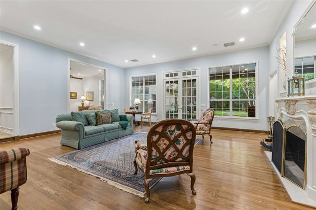 8732 Arbor Park Court, Dallas, TX 75243