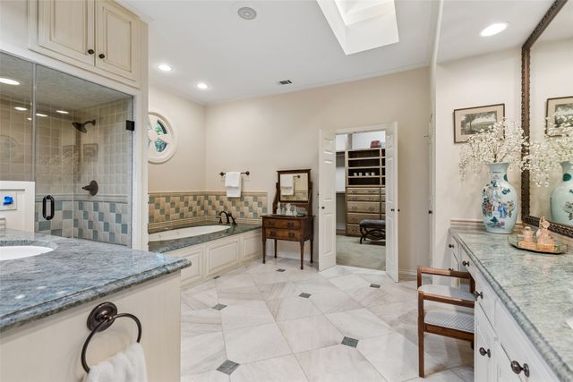 8732 Arbor Park Court, Dallas, TX 75243