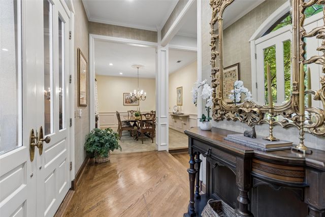 8732 Arbor Park Court, Dallas, TX 75243