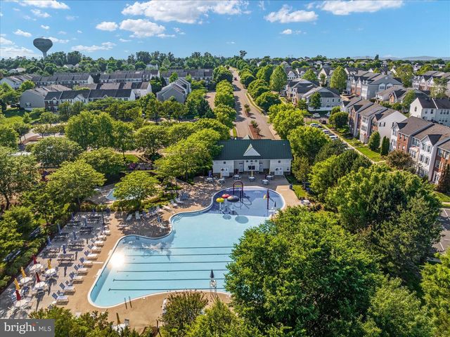 13201 DALDOWNIE CT, Bristow, VA 20136