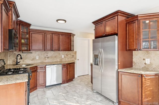 53 Hickory Street, Central Islip, NY 11722