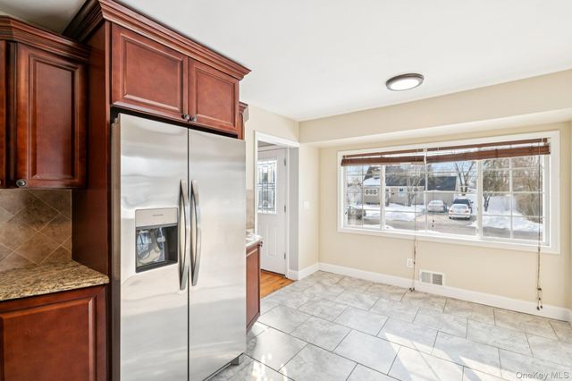 53 Hickory Street, Central Islip, NY 11722