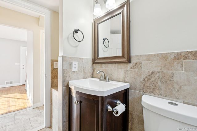 53 Hickory Street, Central Islip, NY 11722