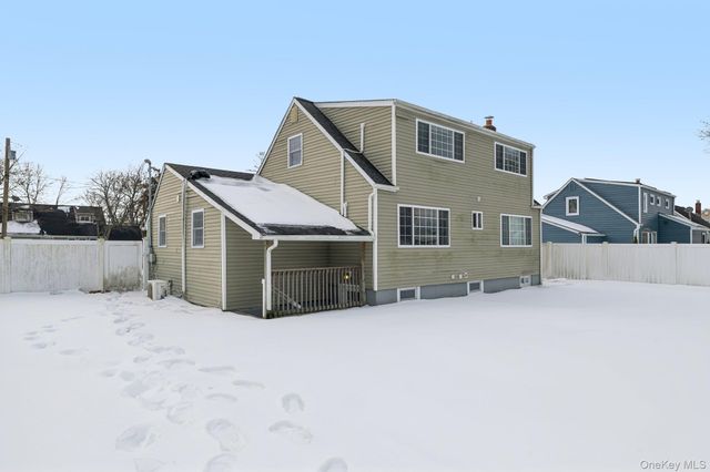 53 Hickory Street, Central Islip, NY 11722