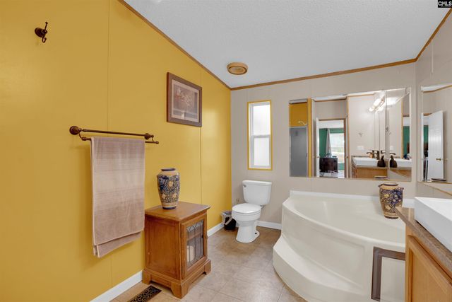 577 Twin Ponds Road, Newberry, SC 29108