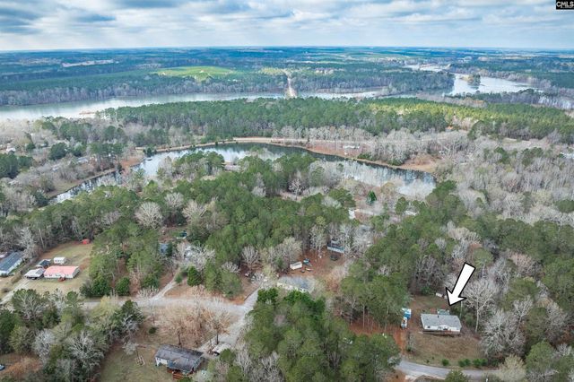 577 Twin Ponds Road, Newberry, SC 29108