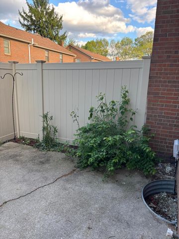 7970 Trellage Court, 15, Powell, OH 43065