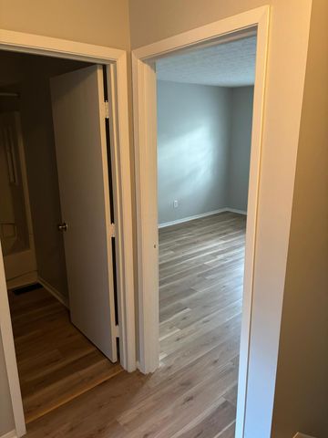 7970 Trellage Court, 15, Powell, OH 43065