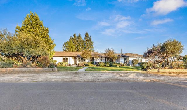 5812 N Walnut Rd, Turlock, CA 95382