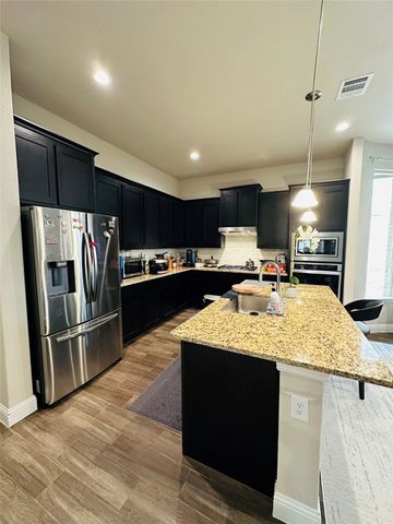 1005 Almond Street, Hickory Creek, TX 75065