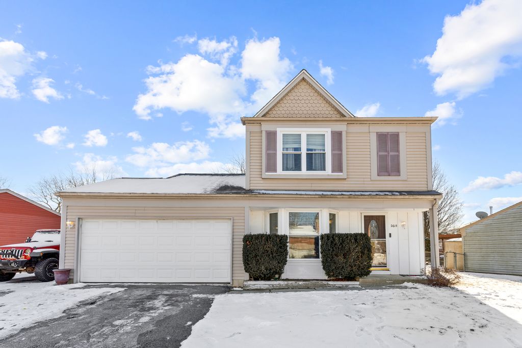 2615 Prairieview Lane N, Aurora, IL 60502